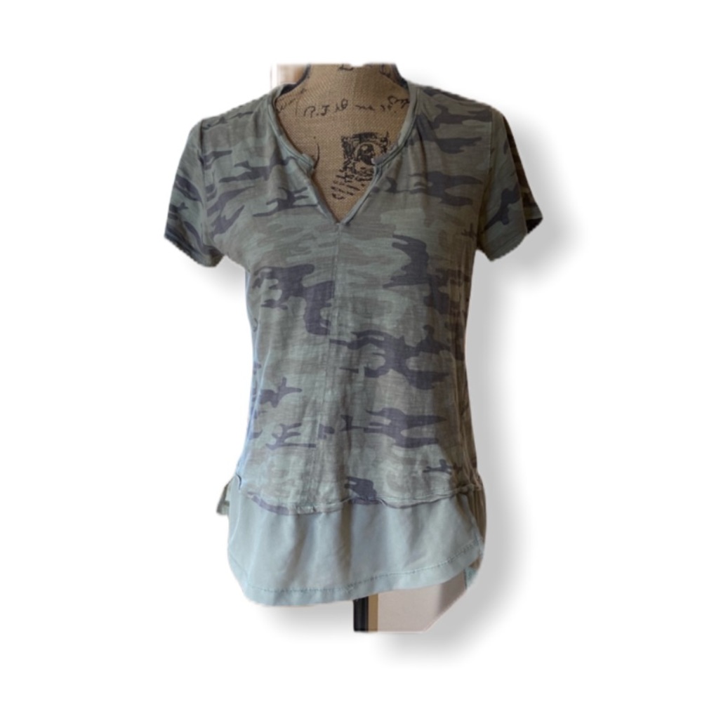 Sanctuary “Layered Look” Camo Tee